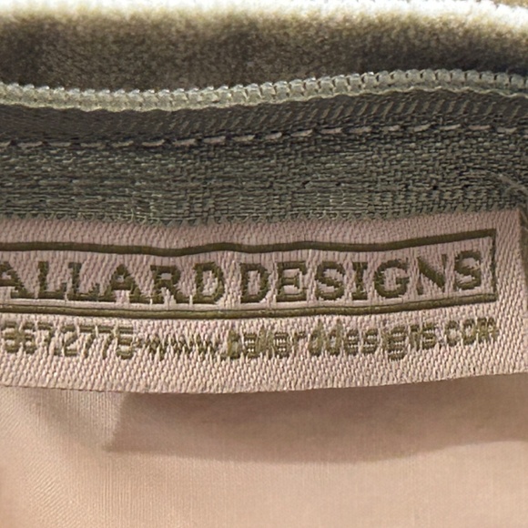 BALLARD DESIGN VELVET GREEN "SANTA" PILLOW COVER ONLY 11 X 20 IN CHRISTMAS - Picture 4 of 7